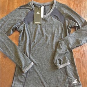 Matymats Gray Long sleeve workout top